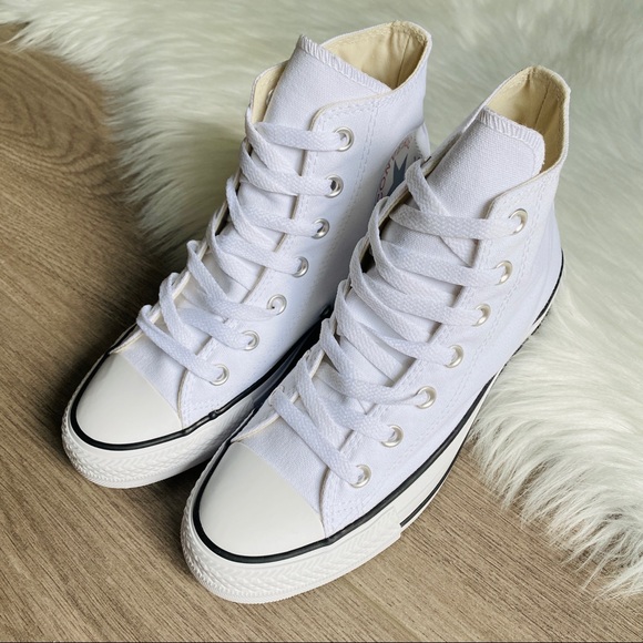 NWT Converse Chuck Taylor All Star High - Picture 2 of 8
